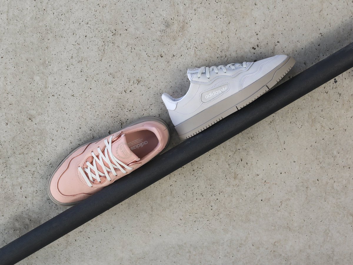 TheSneakerOne tweet media