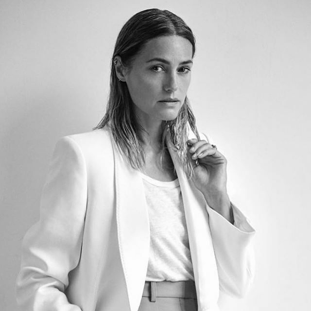 TheModelCoOp's tweet photo. Happy Birthday, Yasmin Le Bon! 💋❤️💋 #themodelcoop #supermodel #modelicons #yasminlebon https://t.co/jMrJ24WM8b https://t.co/dvLroXeabf
