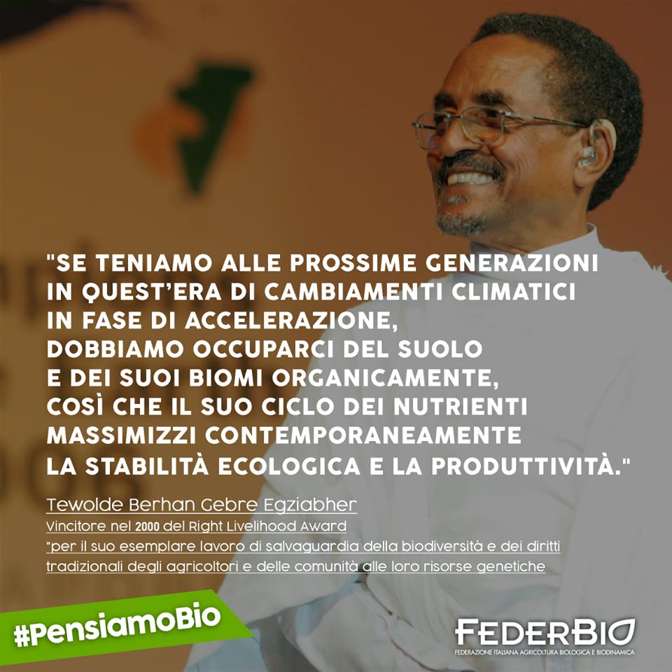 FederBio's tweet photo. #PensiamoBio Mantenere la produttività agricola con un crescente uso di fertilizzanti chimici di sintesi nasconde il continuo deterioramento che imponiamo al suolo, fino a che un collasso inevitabile priverà l’umanità del suo sostentamento.
#ioScelgoBio #agricolturaBiologica https://t.co/H08zF09ZoV