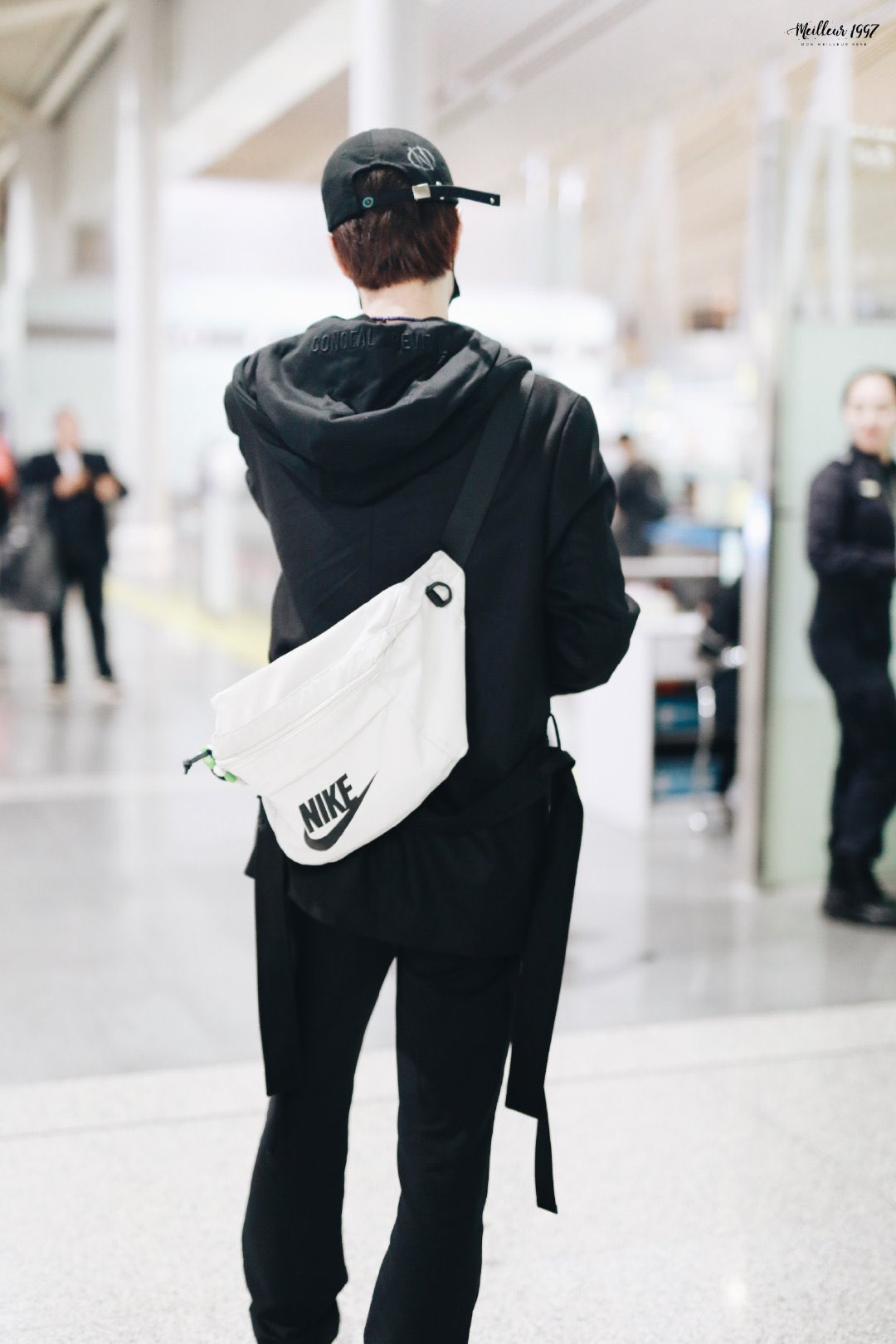 yibo nike bag