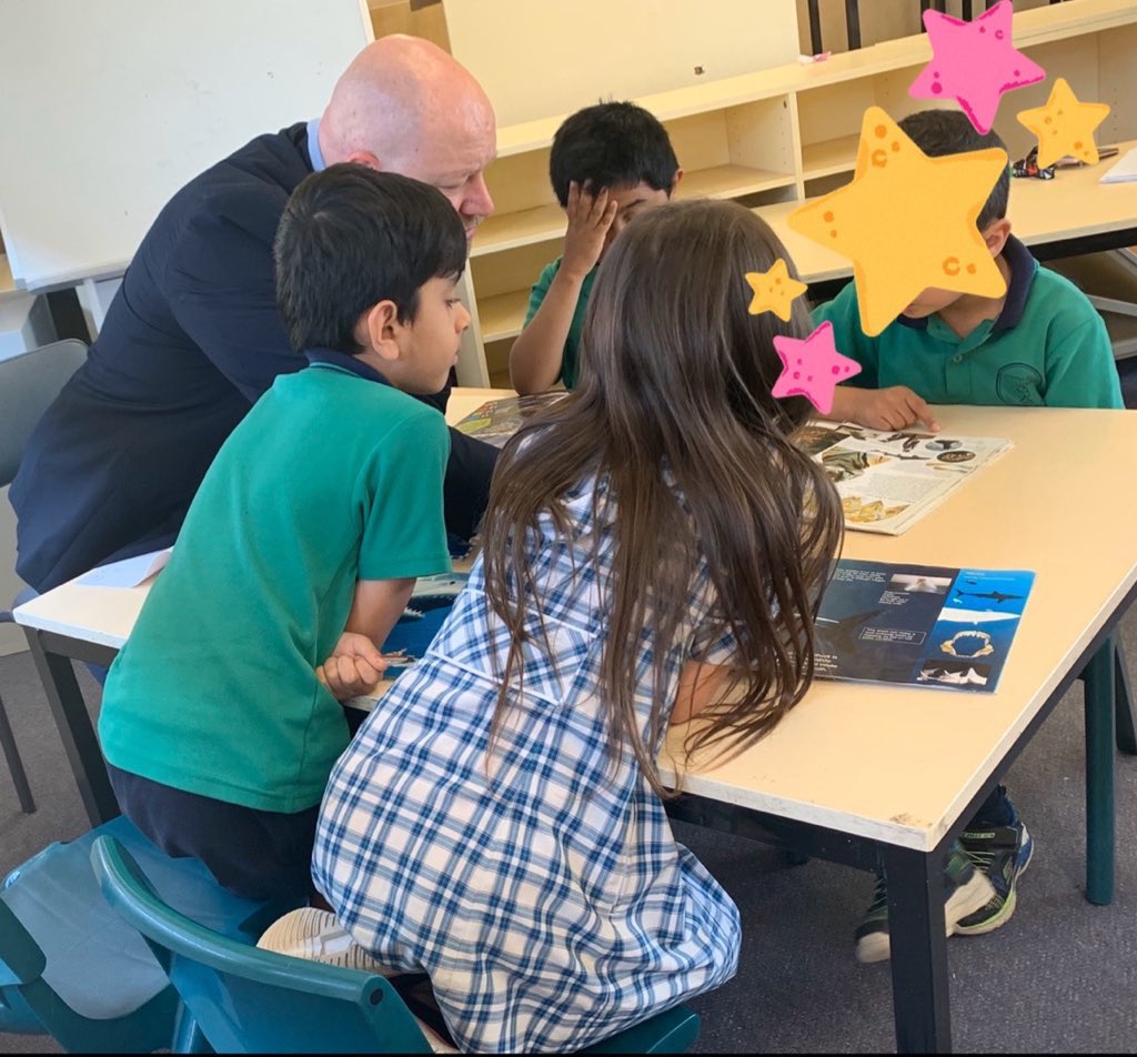 Lilly_Palumbo's tweet photo. The best way to improve on practice is to not only read about it, but to also watch evidence based instruction in action! Thank you @JustinCaban_  for sharing your expertise with us @GreenwayParkPS  #guidedreadingsession https://t.co/6HRNJWuvlT