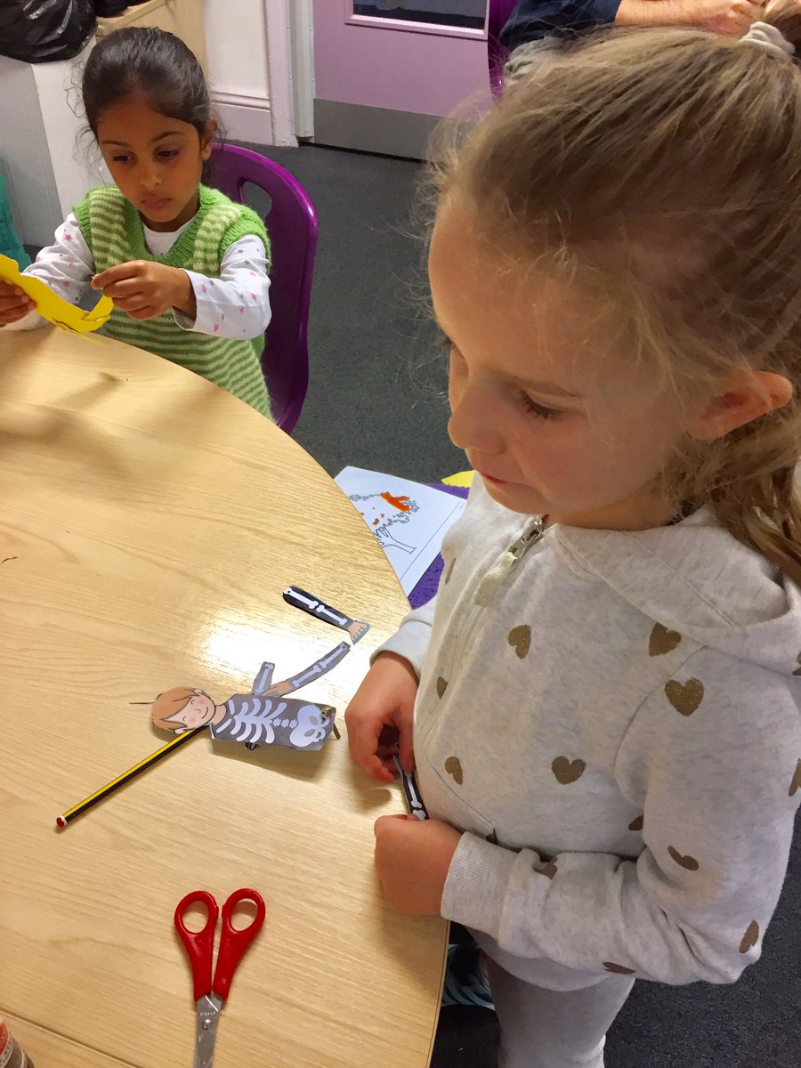 NHSGSeahorse's tweet photo. Making split pin Halloween characters in Spellbound week! https://t.co/zZm6mmJefr