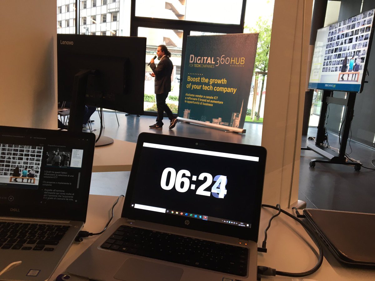 DiBenedettoPa's tweet photo. Minuti preziosi per i Marketer delle Tech Companies 
#TClab19 del @Digital360Group con l’illuminante speech di Davide Marasco sull’importanza dell’uso dei dati per le scelte di marketing. https://t.co/uiiPBMkRdg