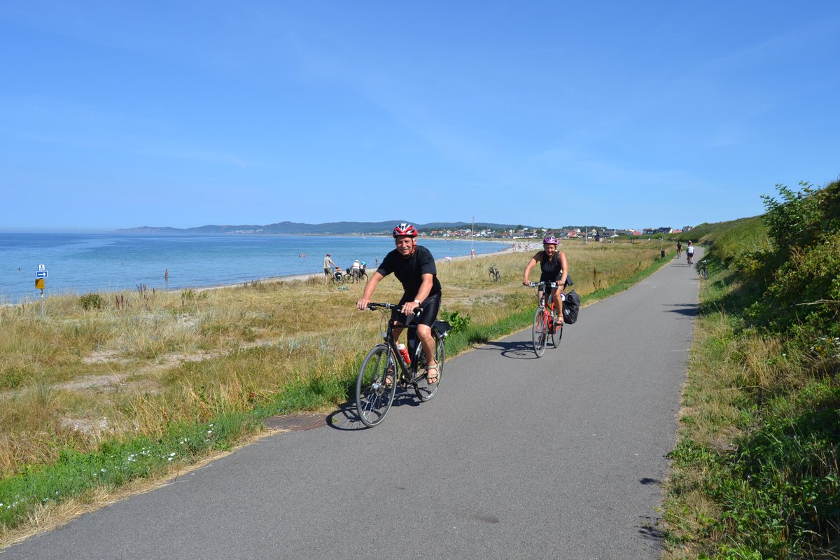 Mange turismevirksomheder arbejder allerede aktivt med #bæredygtighed og #grønomstilling, men jeg vil gerne invitere til et tættere samarbejde, siger <a href="/simonkollerup/">Simon Kollerup</a> som kommentar til ny analyse fra <a href="/visitdenmark/">VisitDenmark</a>. Læs den her bit.ly/2pWTzof #dkturisme #dkpol #dkbiz