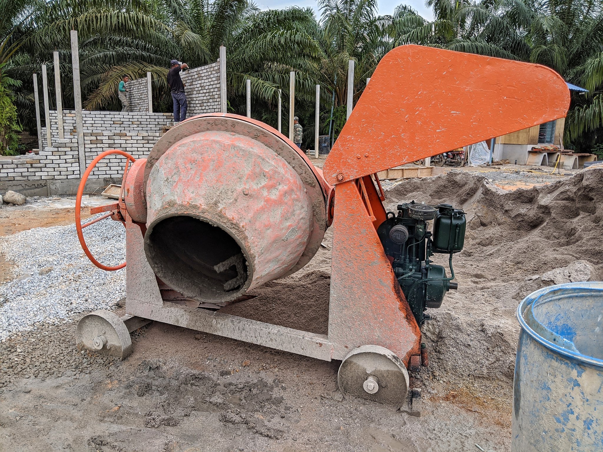Faisal Rahim On Twitter Update 29 10 2019 Dengan Limitasi Budget Buat 700sqf Sebiji Rumah Insya Ada 7 Buah Pintu Batu Bata Pasir Simen Mesin Bancuh Semua Dah Ready Risau Musim Mesin Bancuh Simen