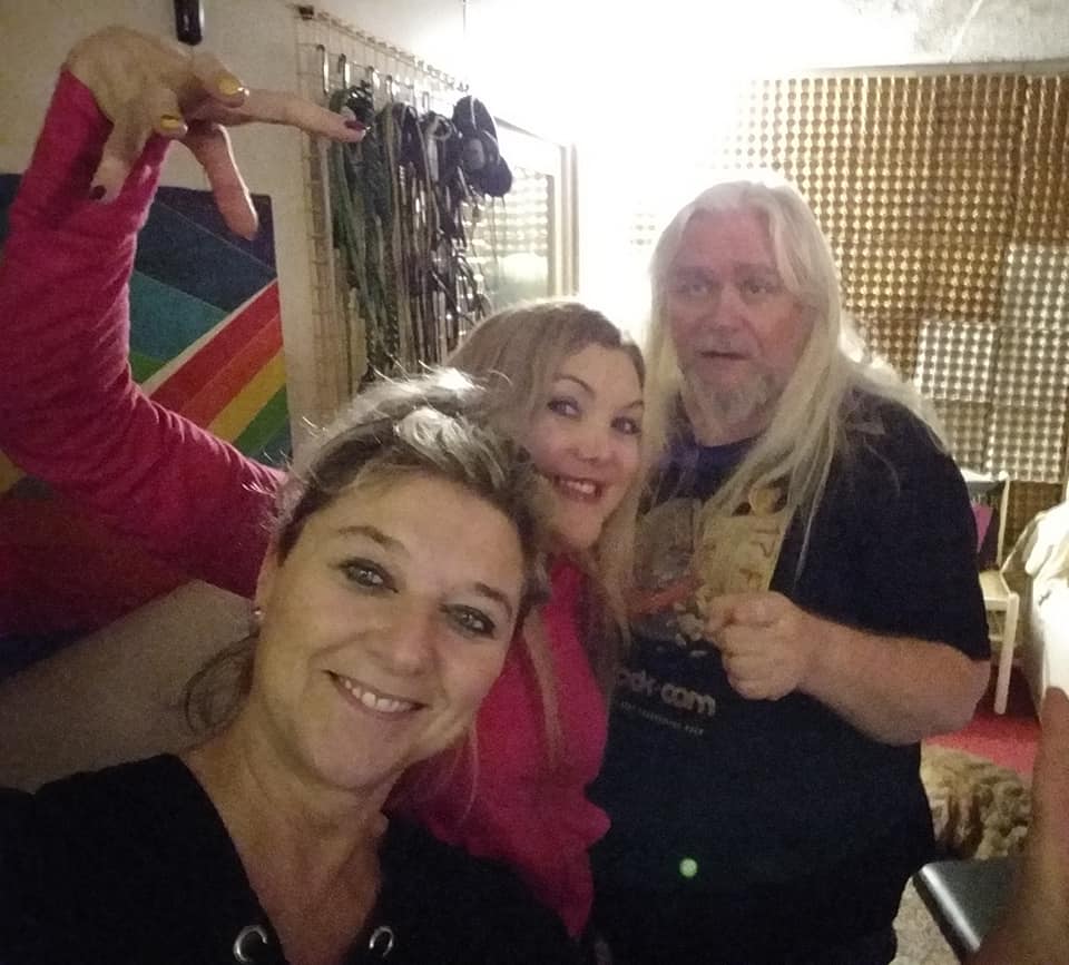 Extra special thanks to Magda Grabias for helping to organise things (mainly me) during this Italian trip. She is often under appreciated, but not by me :) 
Thanks old girl :)