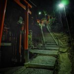 夜に行くには覚悟が必要？夜の伏見稲荷の和製ホラゲ感が凄い!