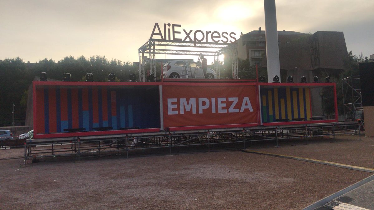 StreetBoxCo's tweet image. Hoy #Martes pasa que estamos dando la mejor visibilidad para #aliexpress !