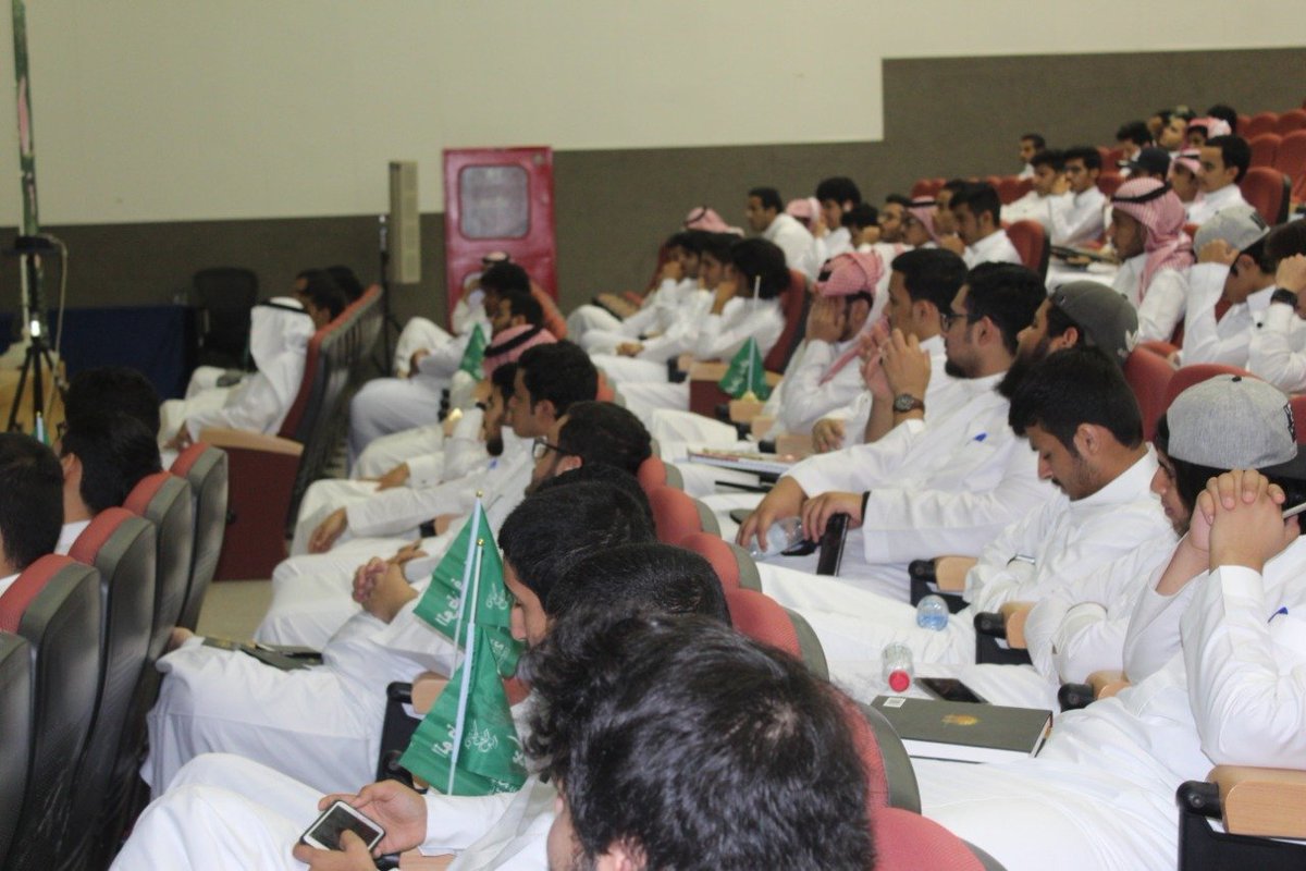 الإرشاد الطلابي - كلية الأعمال tweet media