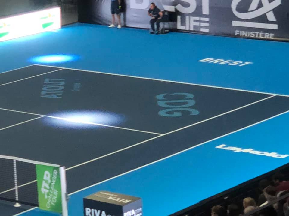 HippocampeBrest's tweet image. Les zippos sont heureux d&apos;accompagner CDG Centre Dépannage Gaz et les filiales Atout Groupe dans la refonte de leur identité visuelle. Un démarrage en beauté avec la diffusion de 3 vidéos lors de l&apos;Open de Tennis de Brest ! Bravo à Ugo Humbert ! 💪🎾🎾
#OpenBrest #tennis #Brest