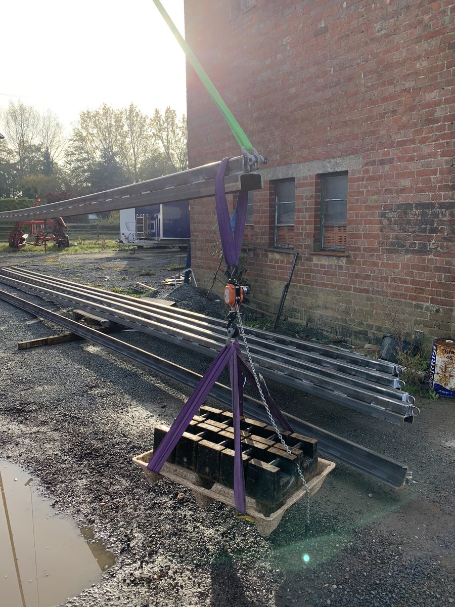 BaldwinConstruc's tweet image. Crane hire yesterday for Armadillo Engineering as they undertook test loading on some of their steelwork before it’s sent out to their client. 

If you’re needing to hire a crane quickly and affordably get in contact. 

01666 824832

baldwinconstruction.org.uk