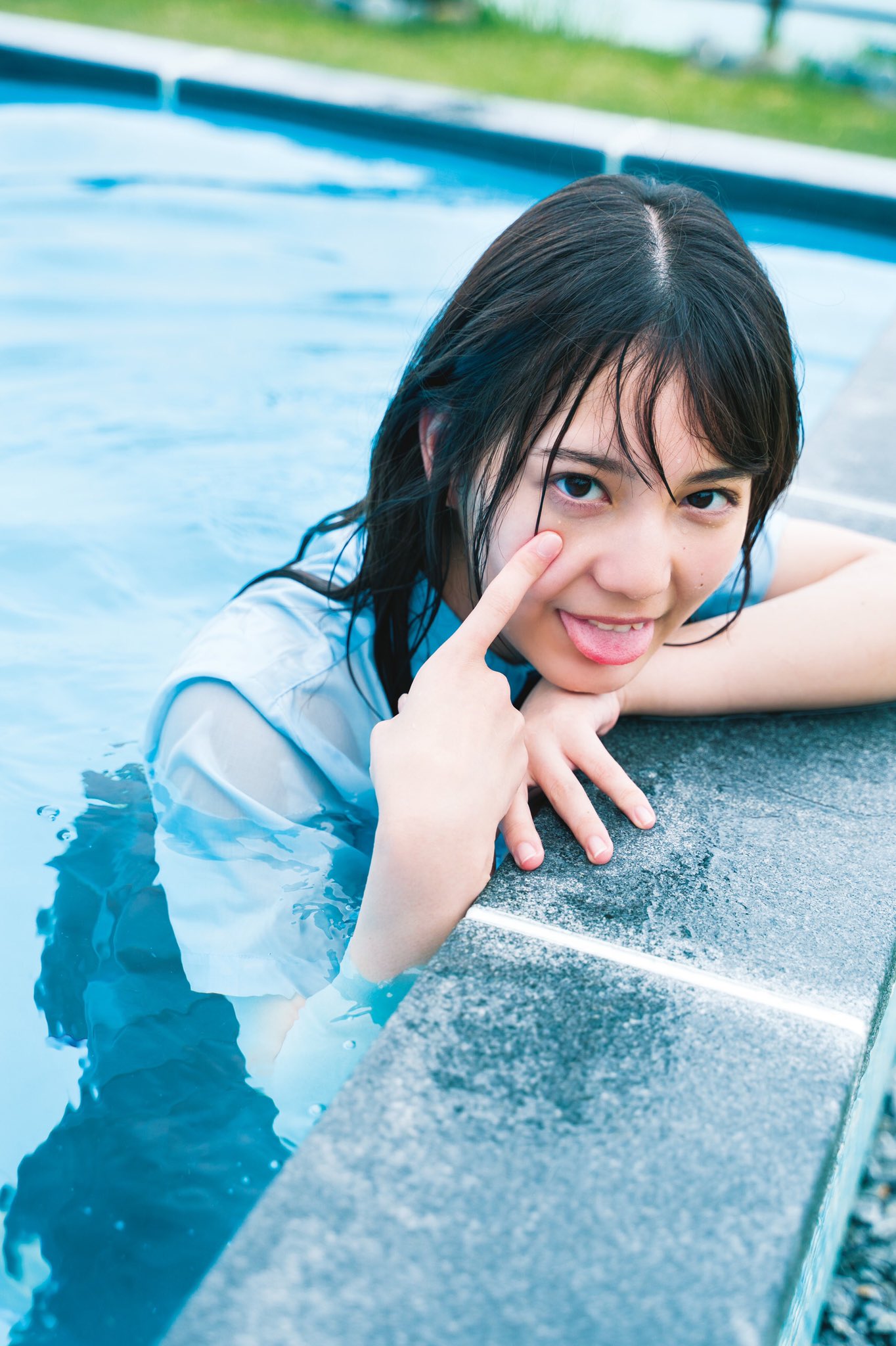 日向坂46 1st写真集『立ち漕ぎ』【公式】 (@hinata_group1st) / Twitter