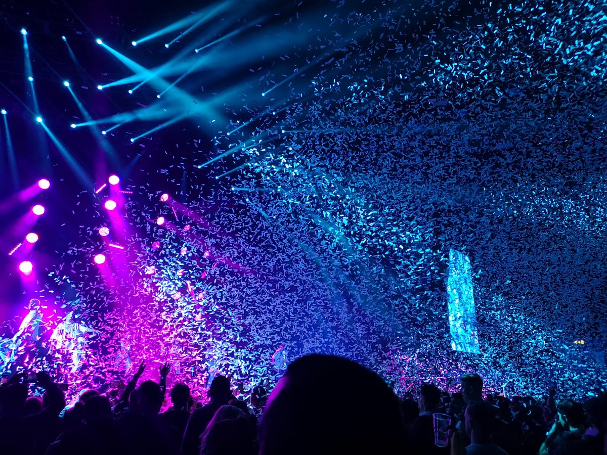 ZEROdBlive's tweet photo. “I wish there was a Rob in every city”
- We Are Live 

https://t.co/HHRtpKrwVU

#NowWeAre10 
#Event #Staging #Production
#NothingLessThanAwesome 🔥🔥🔥 https://t.co/0MfoLvs1Sk