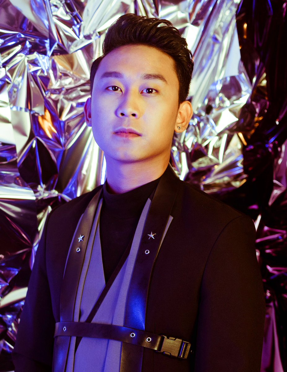 bont_bryan's tweet photo. Sup? ♣️ #EPOPGALA #EPOPGALA2019 https://t.co/OeGTsTlASS