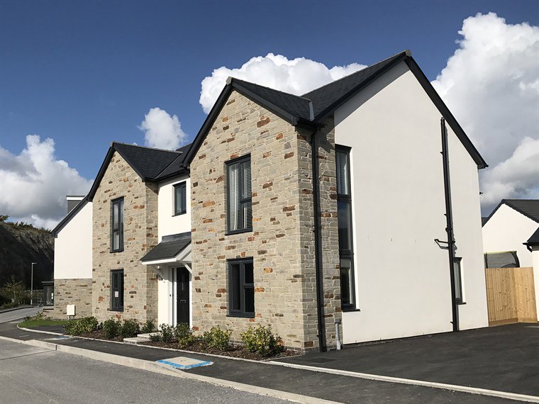 Luxury living at its finest. Find your nearest Charles Church development today! bit.ly/2kQy6qy

#CharlesChurch #newhome #newhomes #luxuryhome #luxuryliving