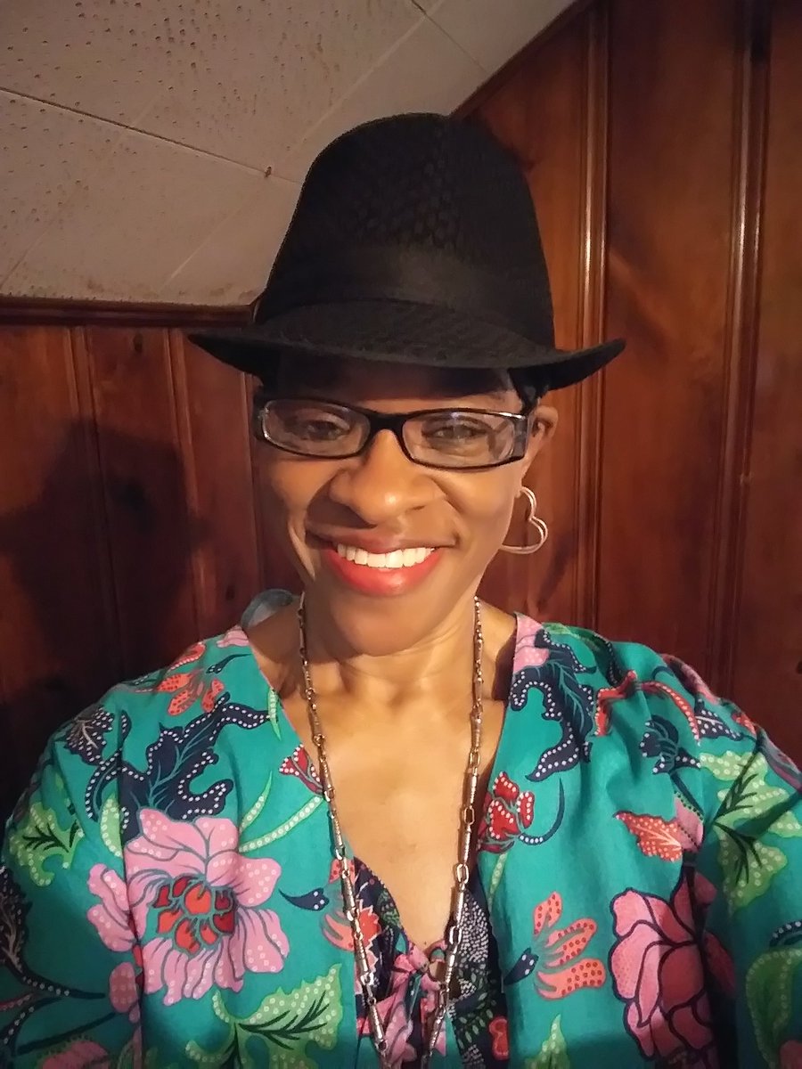 ferrelllovely61's tweet photo. Another Birthday...God I'm Grateful and I'm very Thankful for LIFE!! But God. #iprayismile #missingmyMother https://t.co/yyDcI1iRXt