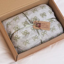 FastGrowthBrands (@fgbdaily) on Twitter photo From Gifts for New Mums, to Covering Any Occasion: Q&A with Steph Douglas at <a href="/DBHFgifts/">Don'tBuyHerFlowers</a> bit.ly/32W3gSn From Gifts for New Mums, to Covering Any Occasion: Q&A with Steph Douglas at <a href="/DBHFgifts/">Don'tBuyHerFlowers</a> bit.ly/32W3gSn