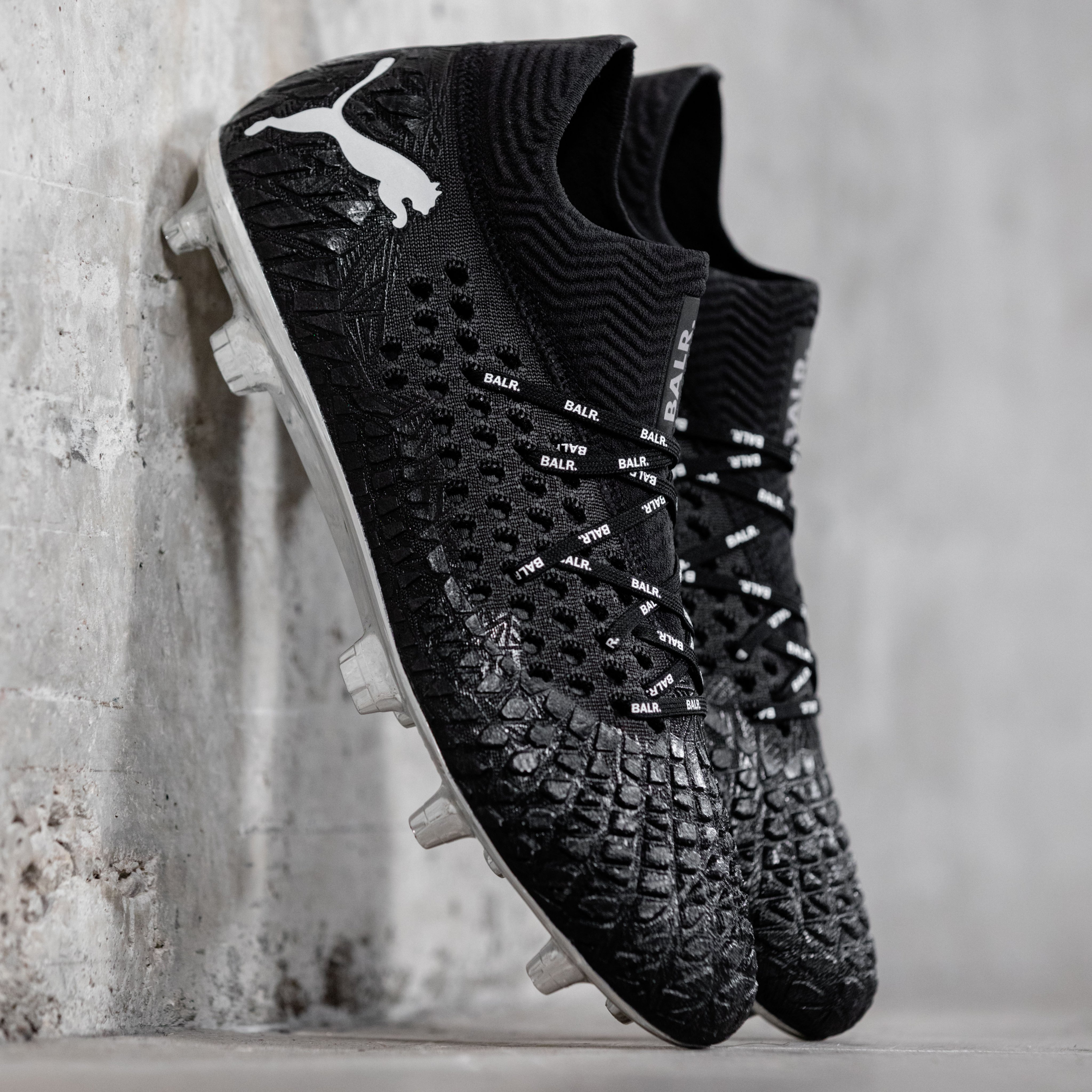 Puma x balr best sale boots