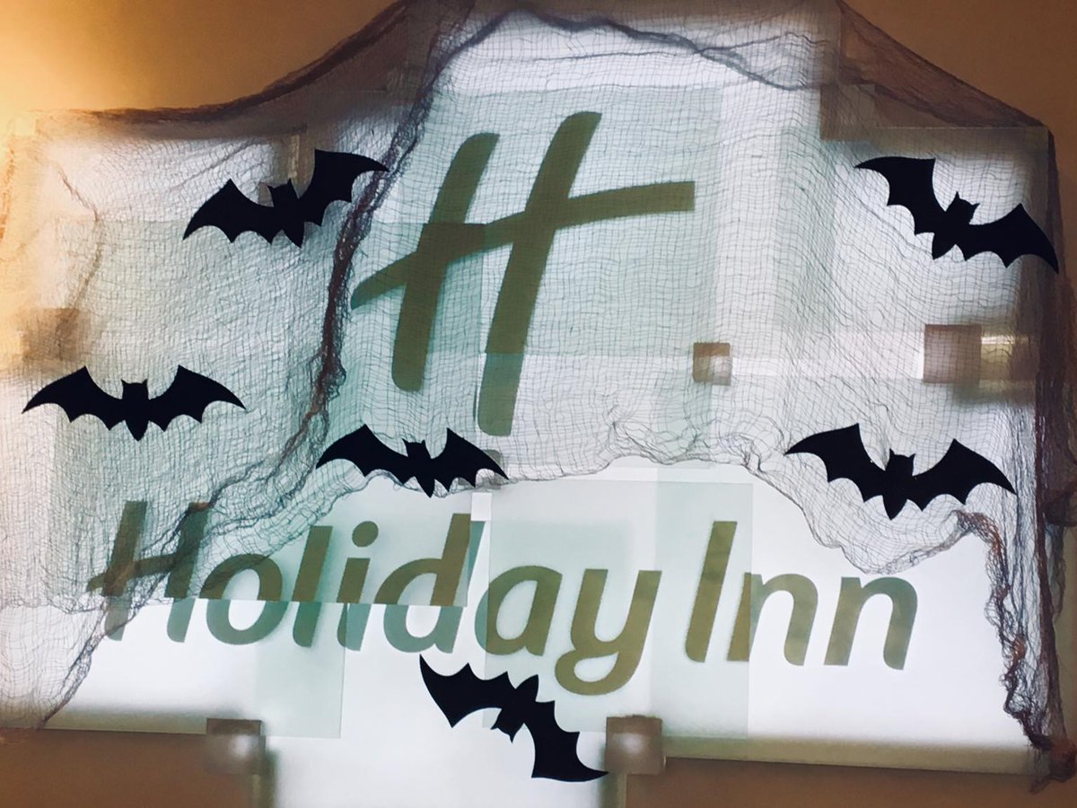 HIShepperton's tweet photo. Halloween comes to the Holiday Inn London Shepperton......
are you brave enough to come and Stay?! https://t.co/YIYxVj3hE3