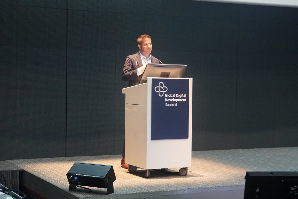 CampusBiotech's tweet photo. Remote sensors w/ internet of things technology are being leveraged to monitor temperature &amp; humidity faced by health products as they travel from international manufacturers to patients' service delivery point.  
➖https://t.co/0LfvX1eujy
#GDDSummit, w/ @Chemonics https://t.co/tFHCejcDjS