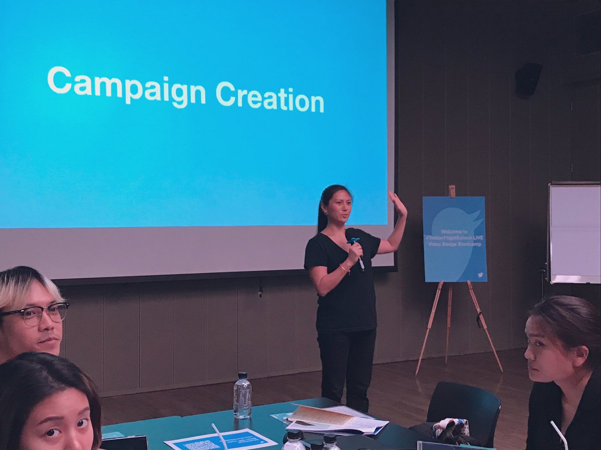 MediaDonuts's tweet photo. Thank you! Roxanne Somboonsiri, MD @OMD_Thailand for joining #TwitterFlightSchool today 💥🎤 https://t.co/rmm1lPZ7bs