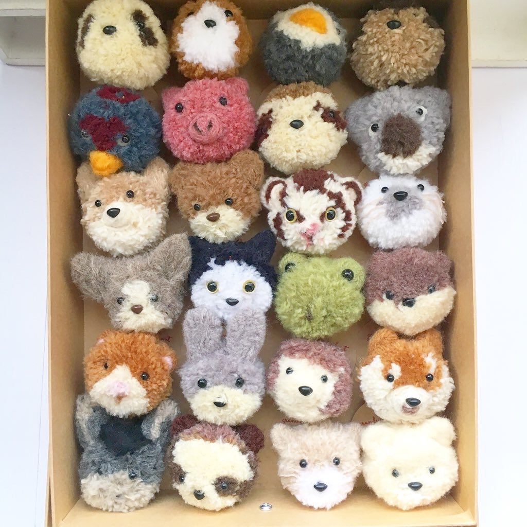 素敵な企画だったので…初めて参加します～☺️<a href="/Lupopo_cafe/">*LUPOPO cafe&gallery* 三軒茶屋の糖質オフのケーキ専門カフェとハンドメイドのお店</a> 

Cutoutというカラフルなアクセサリーと、grandma's closetというヴィンテージ感のある動物ポンポンを制作しています！

yoo様(<a href="/shop_yoo/">yoo * Pop Up Shop in Kyoto 開催まであと 4日 *</a>)とJOLIE様(<a href="/jolie0591/">JOLIE</a>)にて作品を扱っていただいているので、お近くに来た際は是非ご覧ください🌱