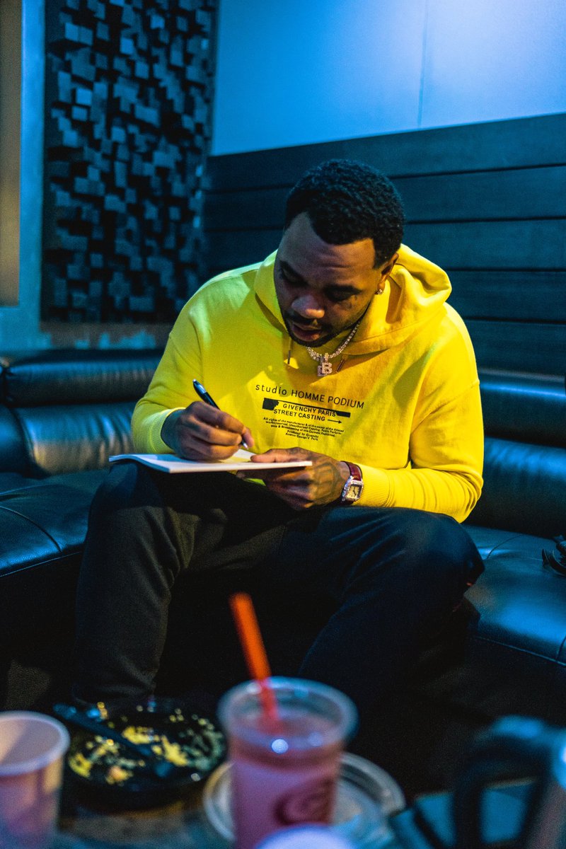 iamkevingates's tweet image. -My lil yea #StepLikeDat from out the trench catch everythang that I pitch  #LordTalk #BigFork #bigweightonyoScale 💪#iMHim