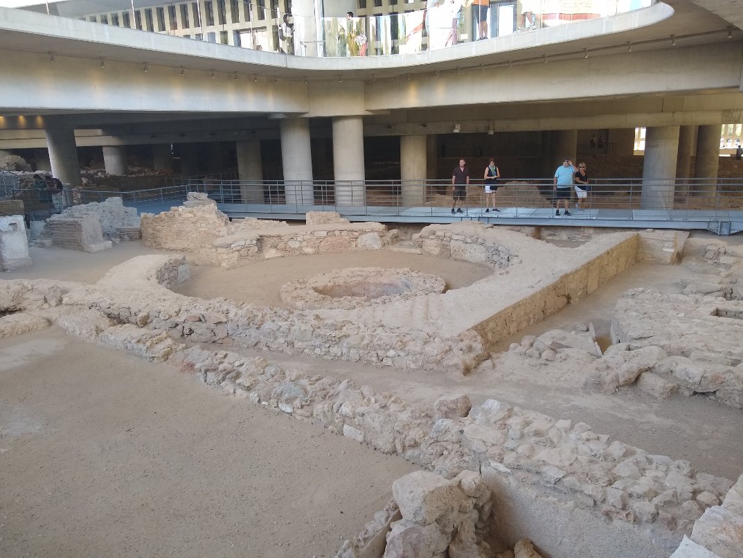 The neighborhood presented under the museum is equally impressive, if for very different reasons. It was lived in for over a thousand years. One construction obscures another, walls and floors and layers jumbled together. As is the nature of urban archaeology…/9