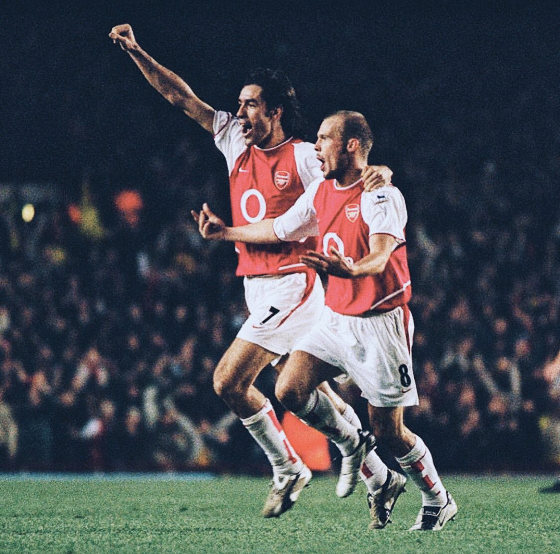 FA Cup  Premier League  World Cup Happy 46th birthday to Robert Pires!

( : 