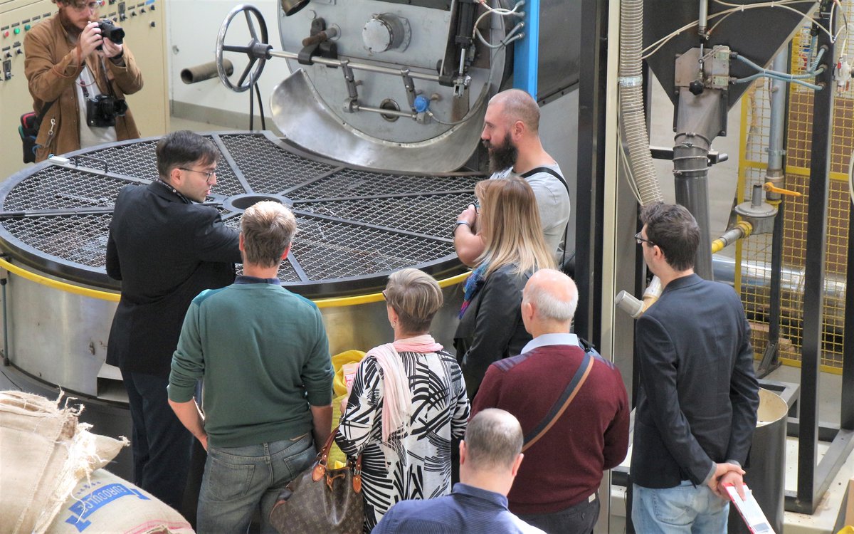 CaffeSanGiusto's tweet photo. Benvenuti alla Torrefazione Caffè San Giusto

Grazie agli amanti del caffè che hanno partecipato ai nostri tour. E' stato un piacere raccontarvi la nostra storia e la nostra passione per il lavoro

28.10.2019 - Torrefazioni aperte
@TsCoffeeFest #triestecoffeefestival #trieste https://t.co/nKzjf0Z0e0