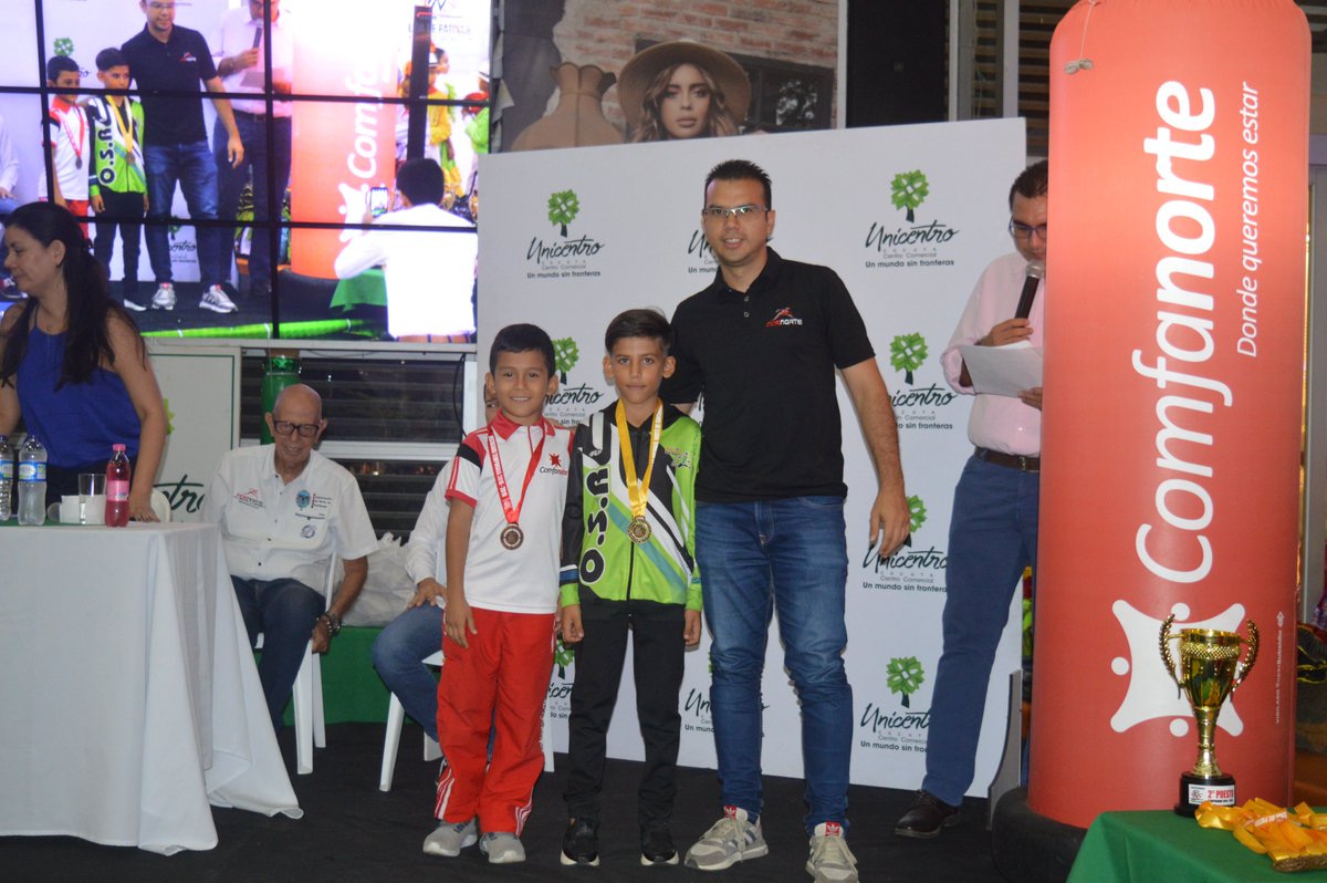 El Instituto de Deportes de Norte de Santander en cabeza del director <a href="/DavidAlvaradoMu/">David Alvarado Muñoz</a>, estuvo en la presentación de manera oficial de los deportistas, que representarán a Norte de Santander en los Juegos Nacionales @bolivar_2019 
#Indenorte #NorteTierradeAtletas #Patinaje