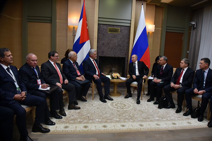 President of Cuba meets with his Russian counterpart.