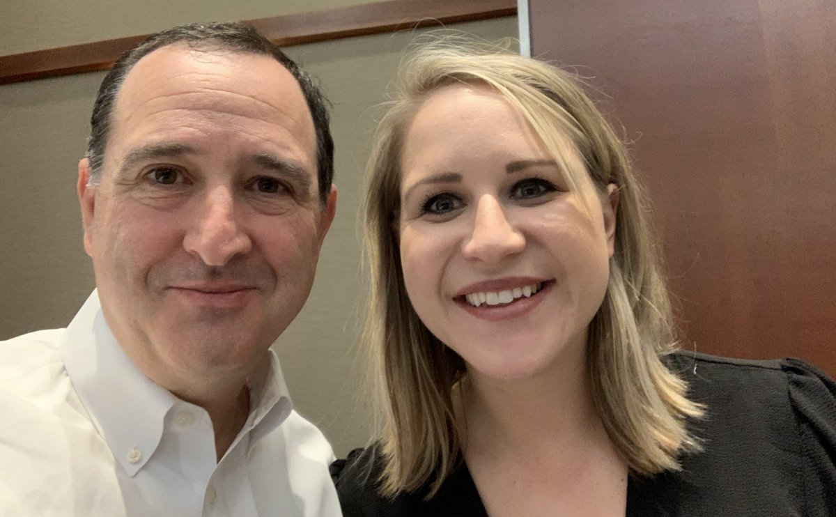 BOH_Series's tweet photo. @BeckyRoemen new @BOH_Series interview recorded today @CallCenterICMI conference in Chicago: "Proving Healthcare Customer Experience Optimization elevates Mission &amp; Margin" 
See https://t.co/nwfAX5atVd for the published interview. https://t.co/gwo3b7MVDC