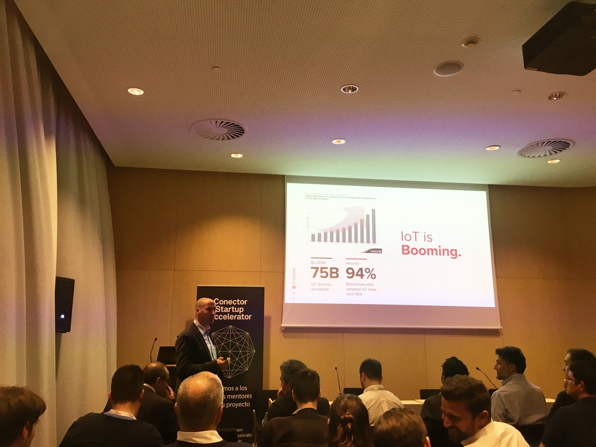 ConectorSpain's tweet photo. @boazshed Acaba de presentarnos su Startup @SternumIoT. ¡Sin duda un pitch excelente! https://t.co/J4i8CkdZGv