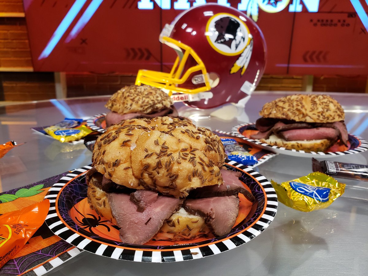 TailgateTed's tweet photo. Today on @NBCSRN I made Larry a Buffalo NY sandwich that was created in the 1800s &amp; is still a staple today, Beef on Weck. It's a roast beef sandwich topped w/ horseradish on a kummelweck roll thats been dipped in Au jus

You can see Redskins Nation on @NBCSWashington at 5:30 &amp; 7 https://t.co/w3CyeJwy0q