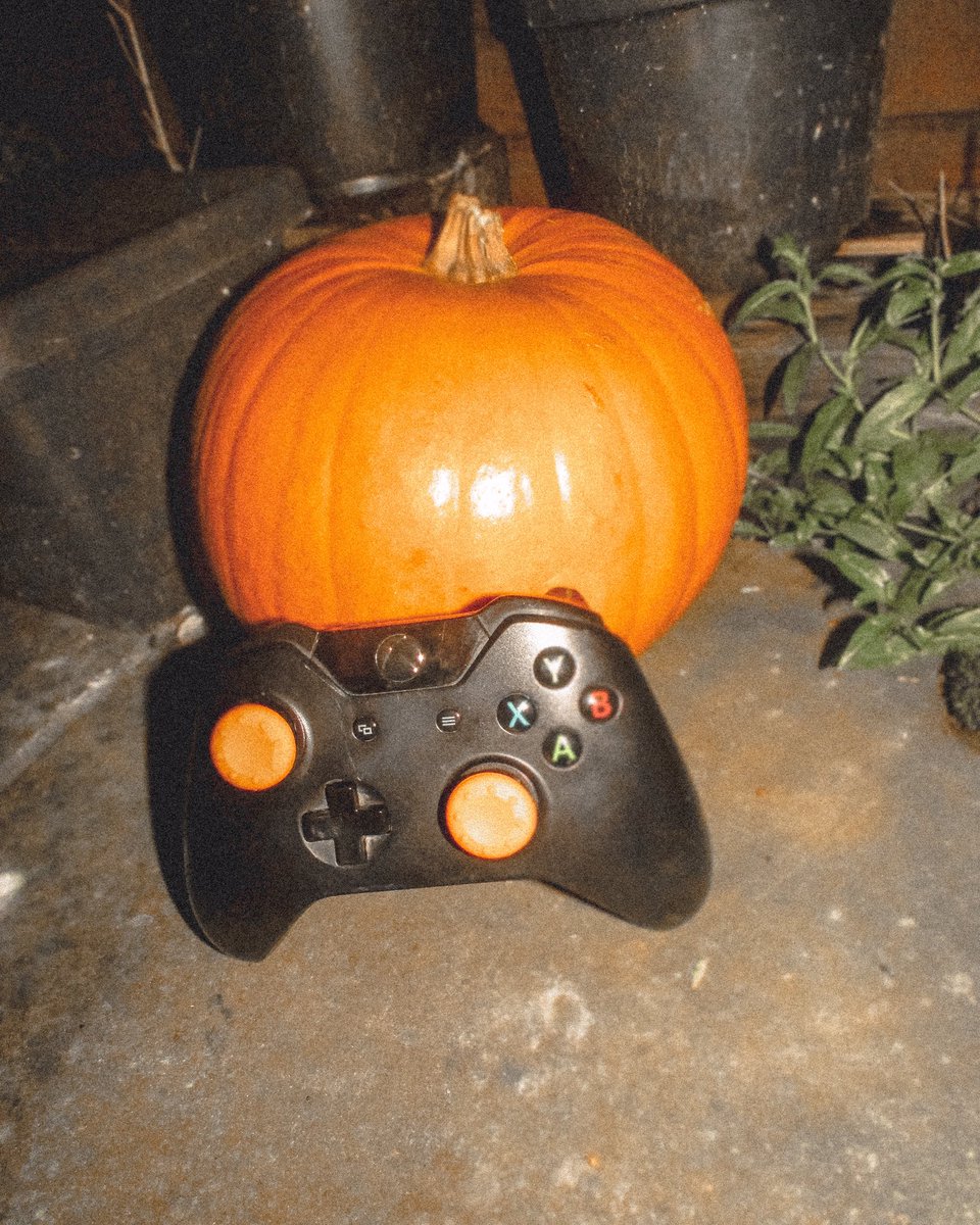 Fatal Grips tweet media