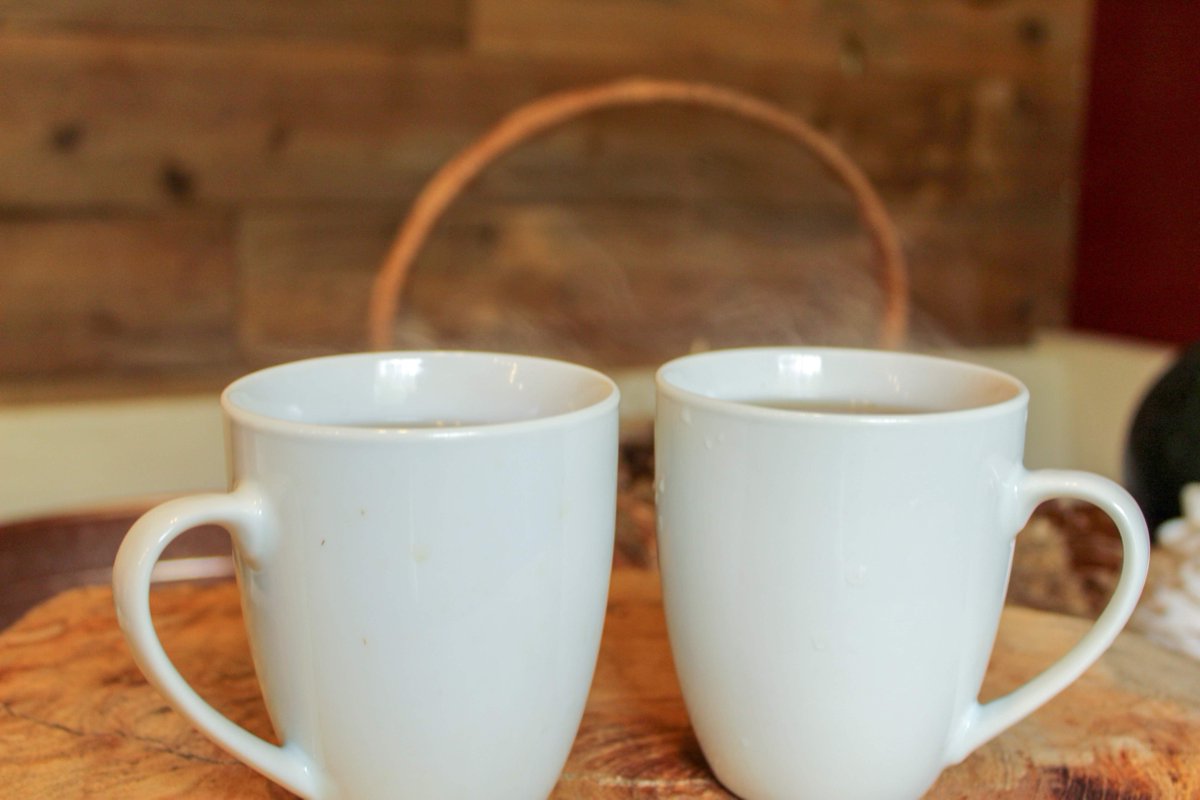 LeafLogicTea's tweet photo. Our first delicious part of our chai series! It's a basic tutorial of how to make a perfect cup of chai tea!
https://t.co/QlN7LVJwBo
🍵
🍵
🍵
#teatime #makersgonnamake #reviveteatime #usmade #looseleaftea #leaflogic #leaflogictea https://t.co/uhJqxNwpzu