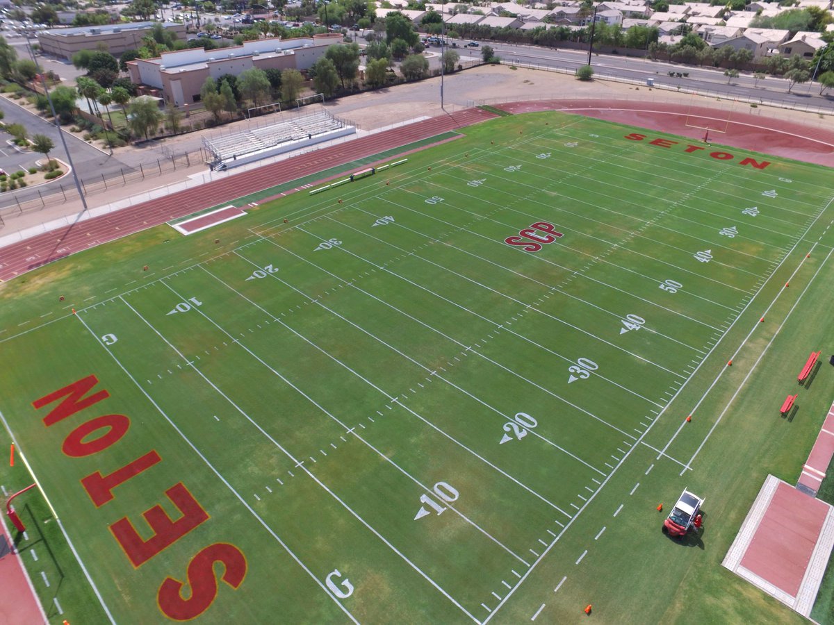 SetonCatholicAZ's tweet photo. In 2010 our football stadium was completed (minus the paved track) and allowed us to bring home games back to Seton! #seton65 https://t.co/FXa4YPiMWT