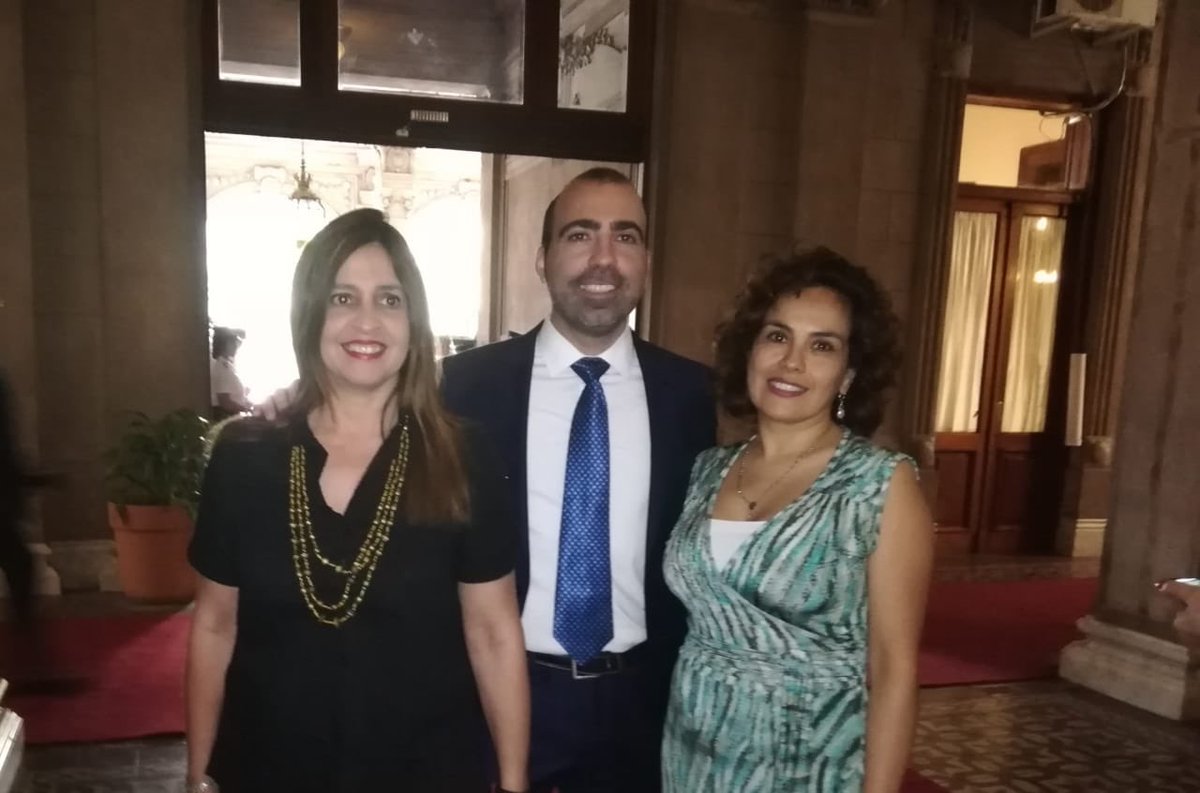 lagloriosatuc's tweet photo. Acompañamos a nuestro Presidente Electo @alferdez y a nuestro Gobernador @JuanManzurOK en el acto de Asunción de su segundo mandato. ¡Vamos a Poner a la Argentina de Pie!#LaGloriosaUsinaDePensamiento
#LaGloriosa
#Tucumán
#JuntosSomosMas https://t.co/x18YnZRyIC