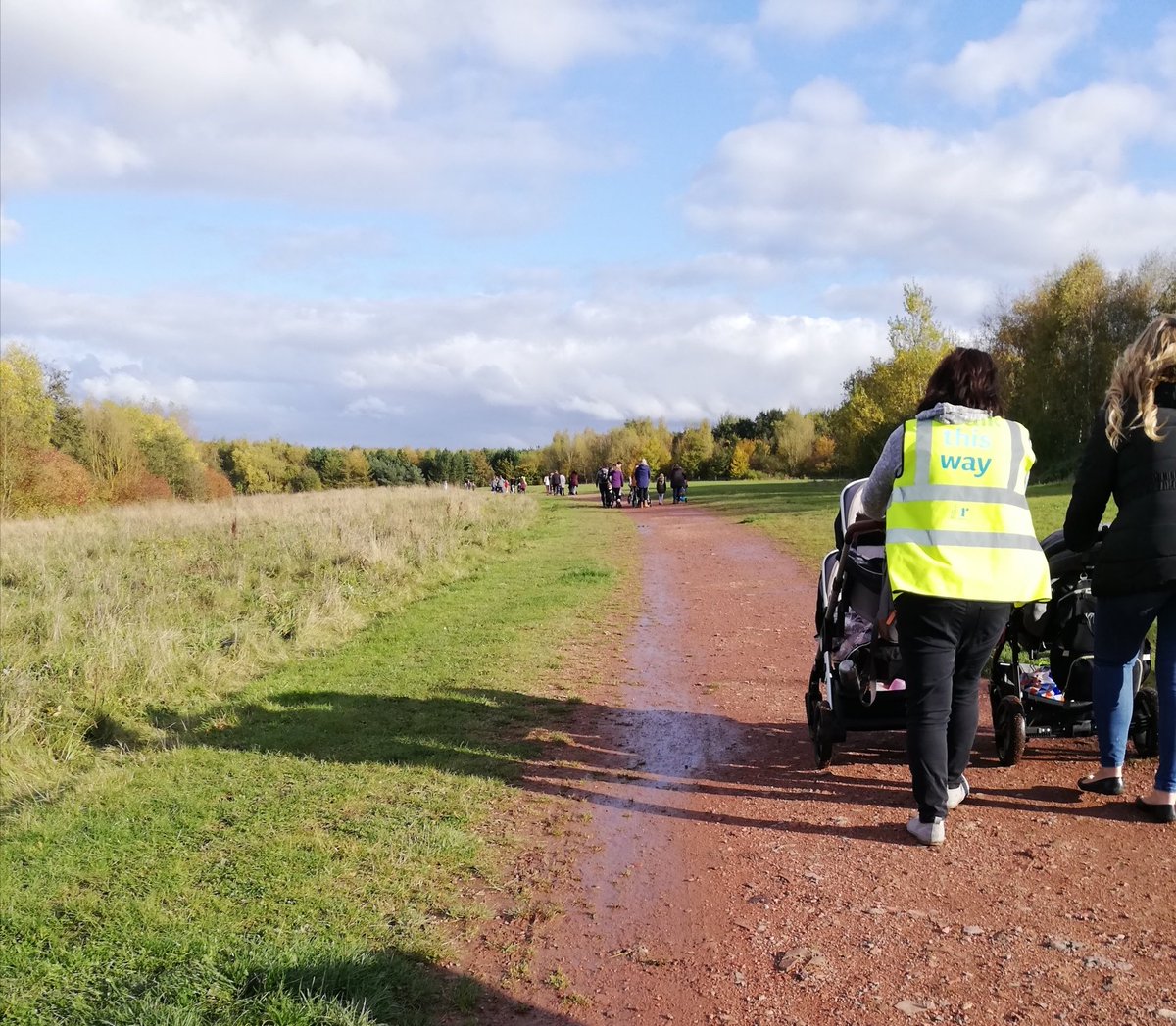 DoncasterMoving's tweet photo. Splashing in puddles, taking in the fresh air and enjoying a "Room on a Broom" 1mile treasure hunt today in Bentley. 

Joining with our family hubs to show the benefits of walking are much greater than many people think #GetDoncasterMoving #healthwalk https://t.co/0LaoJT2kHs