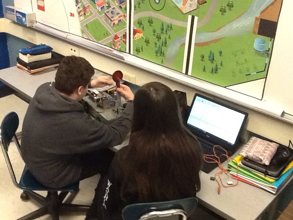 Buddy Wolf tweet media