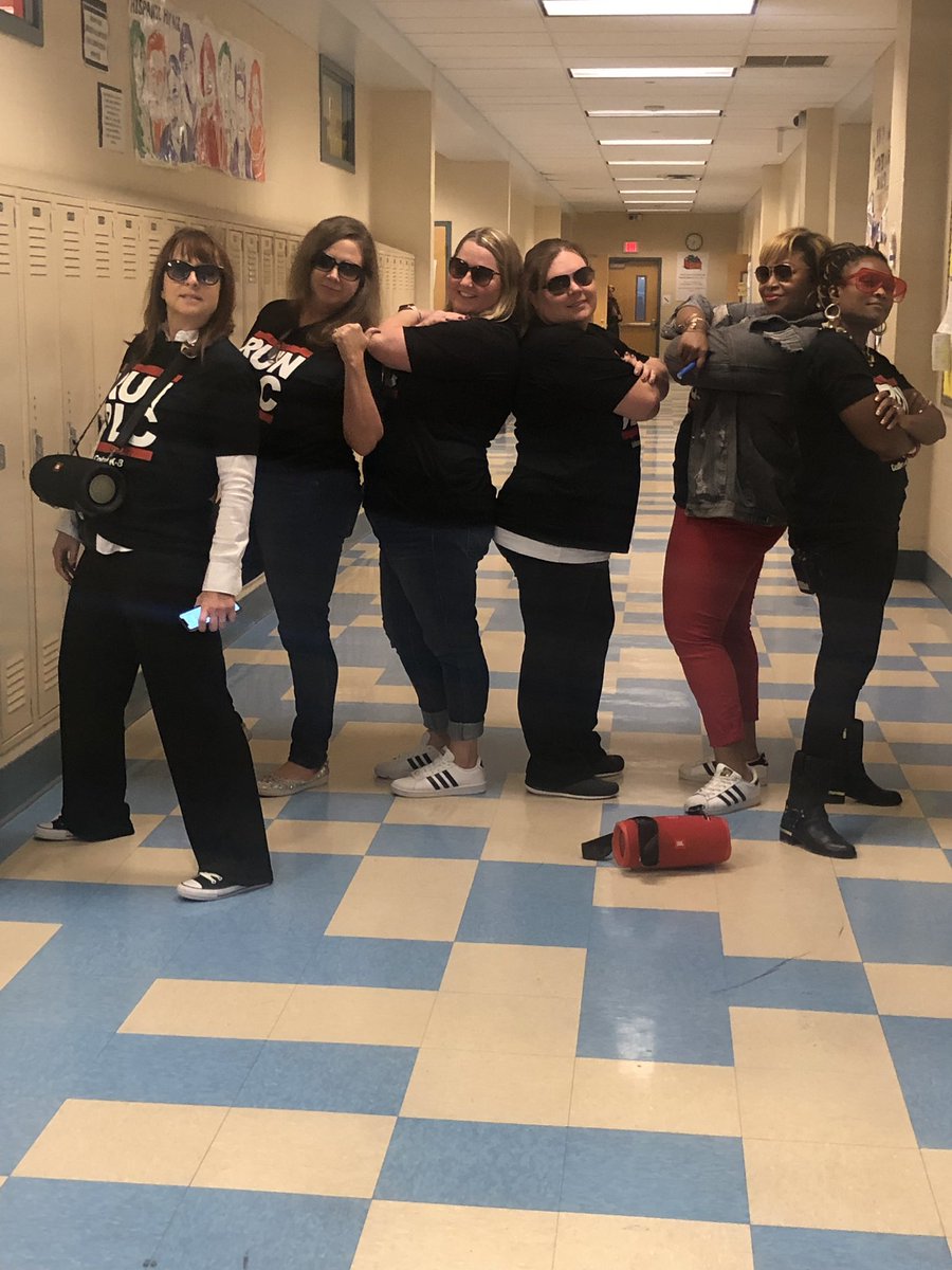 PPSColfax's tweet photo. Staff took over twin day 🤭😁 #RunPLC #ColfaxTheRemix @PPSnews https://t.co/STYrDaLI4V