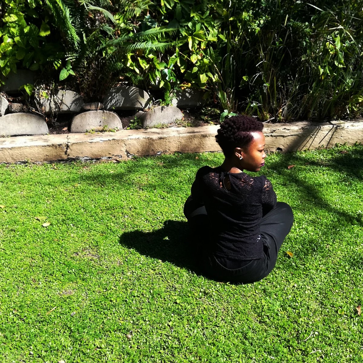 OlivierNathacia's tweet photo. MOMENTS: EARTHINGVIBES

Child of the Afrikan soil stay grounded, remember that the Earth does not belong to us, we belong to the Earth &amp; mankind without Earth is humanity without a home

#AfrikanChildOfTheSoil #EarthingVibes #GroundedToSelf&amp;Roots https://t.co/2COmyoHtox