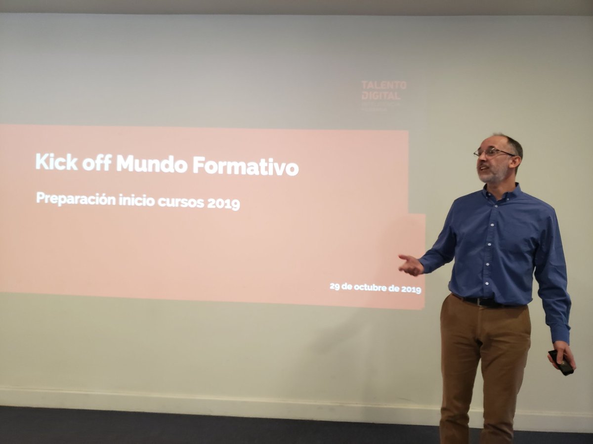 godiegoarias's tweet image. Chile necesita soluciones concretas. Hoy reunidos para ver como avanzar con programa @tdparachile.  Esto para entregar los Talentos Digitales que Chile necesita  #ti #chile