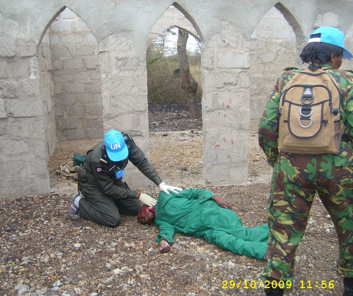 YomiShogunle's tweet photo. ThrowBack to 2009 Birthday.
A long day at the Humanitarian Peace Support School (HPSS), Nairobi, Kenya 🇰🇪, United Nations 🇺🇳 Police Course.
#TBT #October29th #BlueHelmet #BornInOctober https://t.co/xQNTnwVTZe