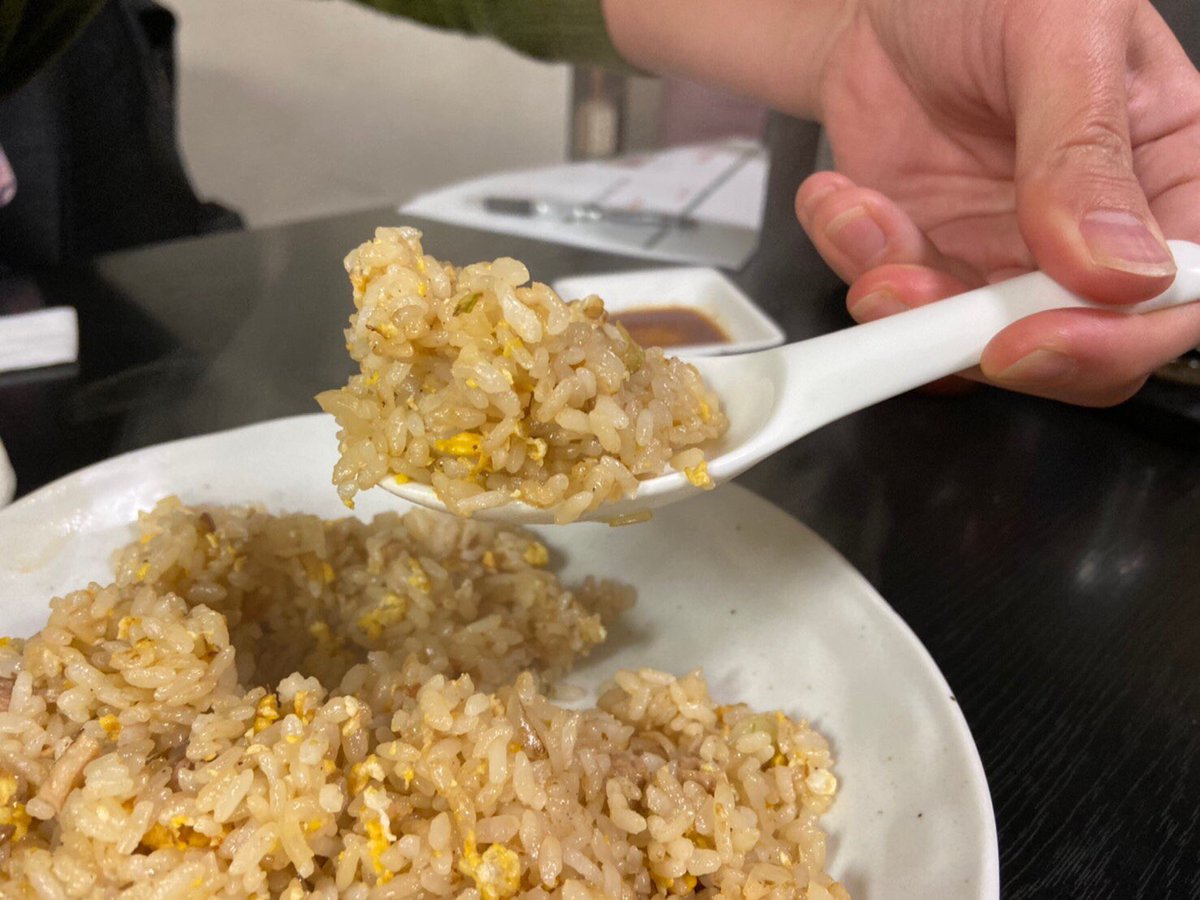 炒飯栄養士じゅり チャーハンレシピ本発売中 على تويتر ラーメン戦士山川さん Nanohanano 達と高輪台の餃子の名店 壇太 へ 餃子 4円 もどこからそんな旨味だしてくんの ってくらい旨さ爆発でした チャーハン 690円 はふんわりパラパラな醤油ベースの 炒飯栄養士じゅり チャーハンレシピ本発売中 على تويتر ラーメン戦士山川さん Nanohanano 達と高輪台の餃子の名店 壇太 へ 餃子 4円 もどこからそんな旨味だしてくんの ってくらい旨さ爆発でした チャーハン 690円 はふんわりパラパラな醤油ベースの