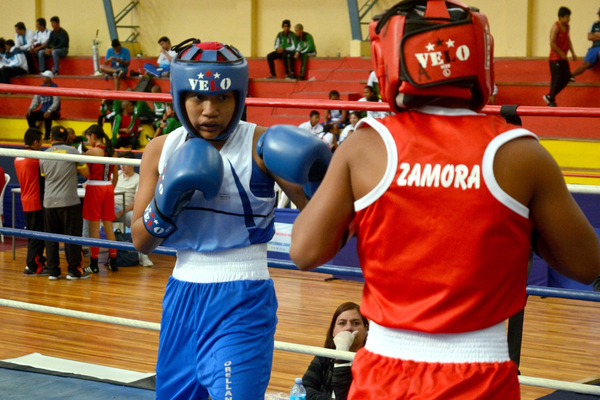 FedeOrellana98's tweet photo. #Boxeo 🥊 | Orellana participará en al final de los #JuegosMenoresEc por esta disciplina con 4 deportistas que disputarán la medalla de 🥇 oro este miércoles 30 de Octubre en la ciudad de Cuenca.

#ElDeporteNosUne 
#OrellanaImponenteComoElYasuní 
#OrellanaCunaDeCampeones https://t.co/KyzULnzOrJ