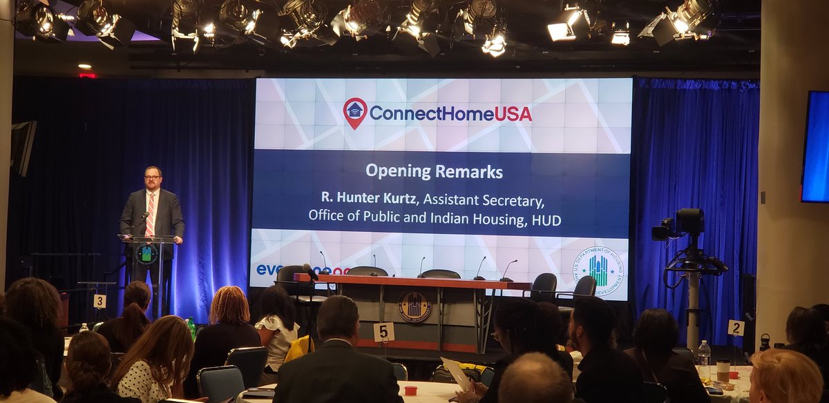 Thank you <a href="/HUDgov/">Department of Housing and Urban Development</a> Asst. Secretary R. Hunter Kurtz for joining us at the 5th annual <a href="/ConnectHomeUSA/">ConnectHomeUSA</a> summit! "ConnectHomeUSA is offering families an opportunity to reach self sufficiency." #digitalinclusion