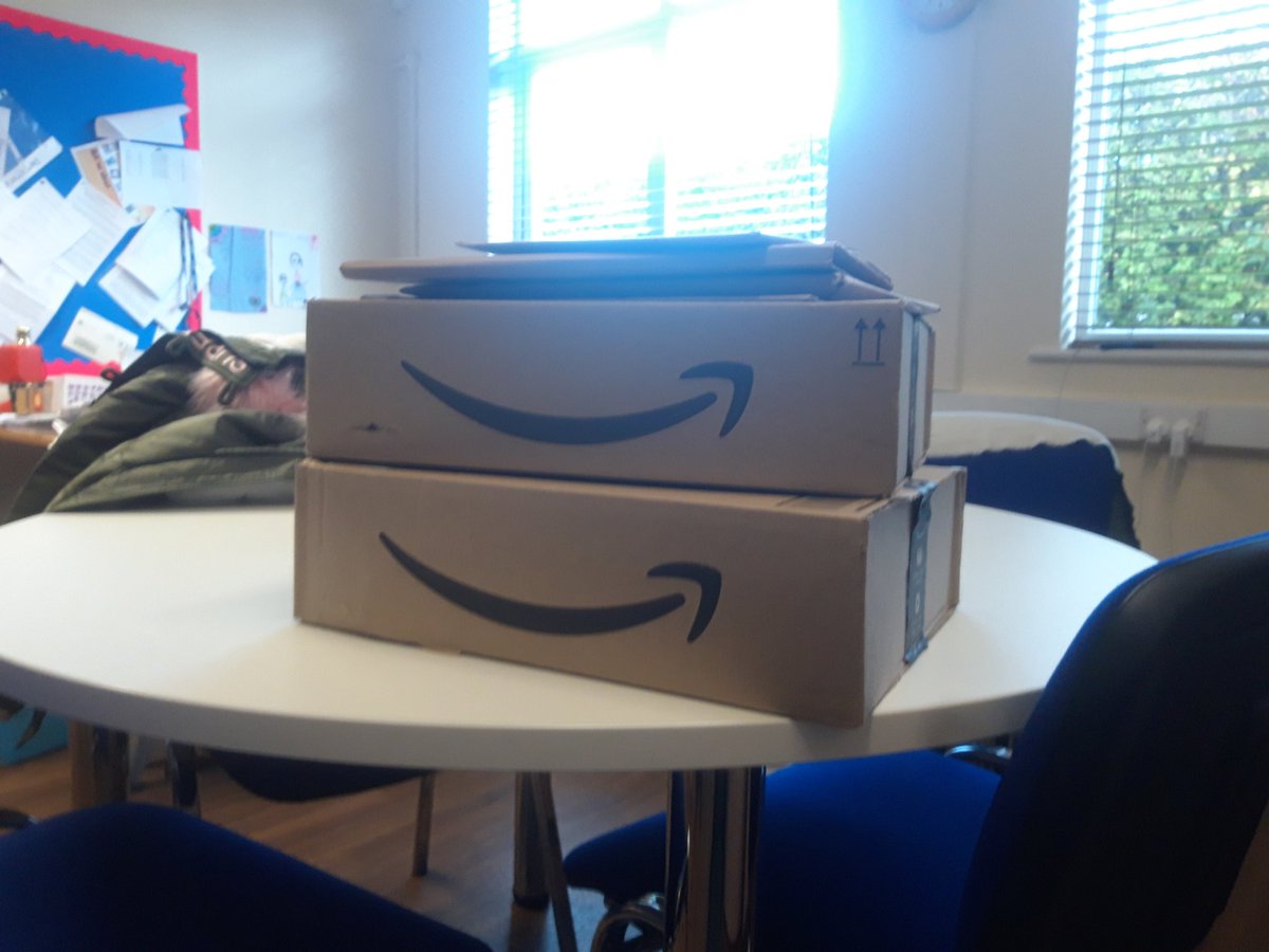 MonkfrithSchool's tweet image. Wow!! Thank you to the parents who picked some books from our new Amazon wishlist! It only went live yesterday... #welovereading #supportiveparents @_Reading_Rocks_