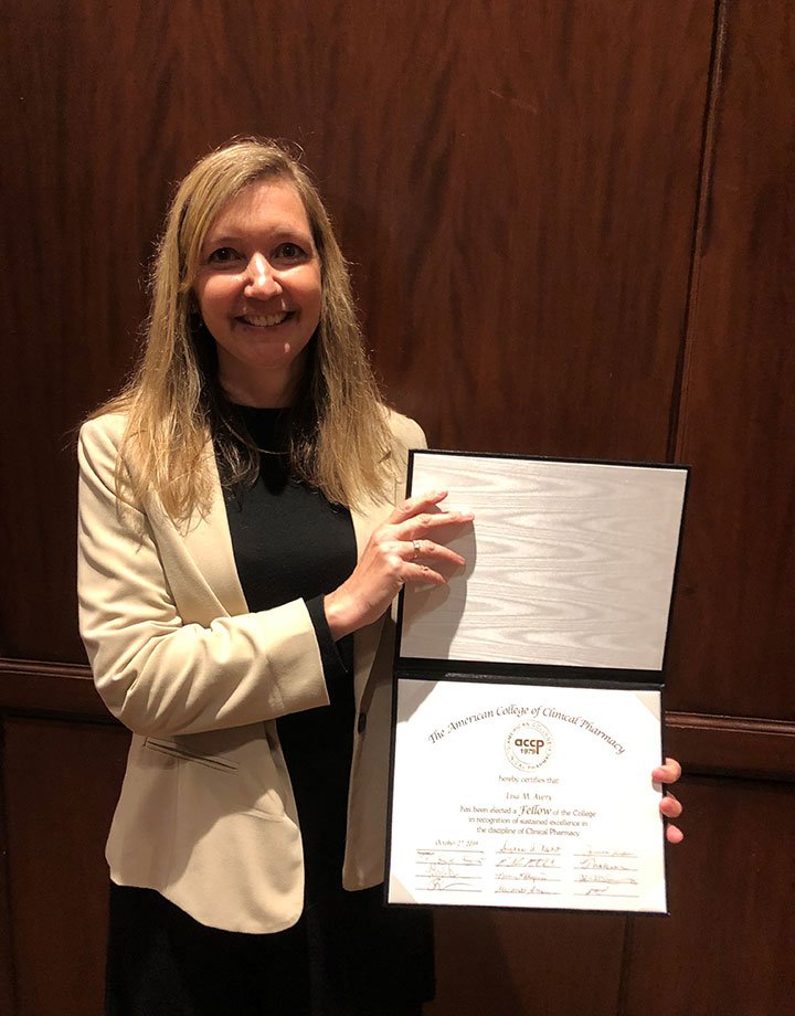WSoP_SJFC's tweet photo. Congratulations to Dr. Lisa Avery who was inducted as a 2019 Fellow of the American College of Clinical Pharmacy (ACCP)! 
https://t.co/fOIxV1EJw0 https://t.co/MFP1pXcZCo